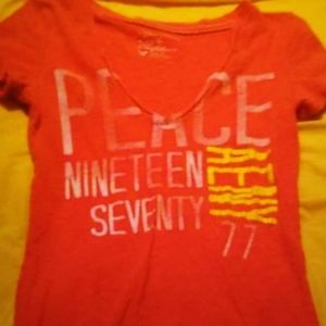 Women's American Eagle V Neck Top